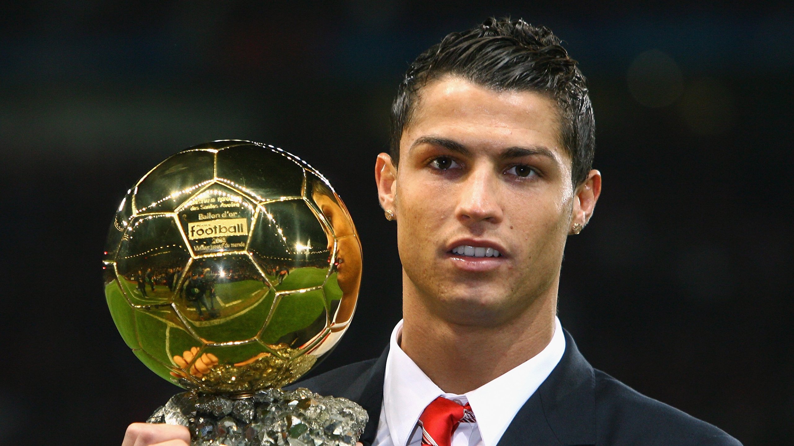 比赛日：姆巴佩一战平C罗+上古大神，利物浦终结4连败，利物浦买姆巴佩